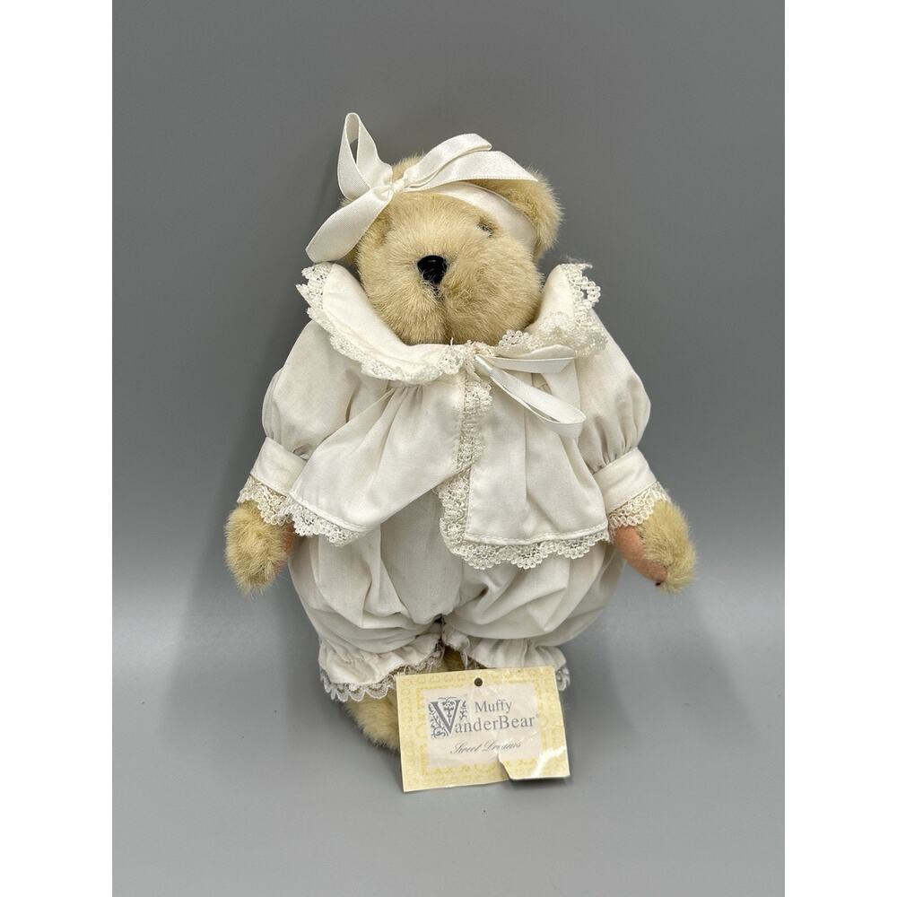Vintage 1982 Muffy Vanderbear Sweet Dreams Collection Teddy Bear 8” Plush